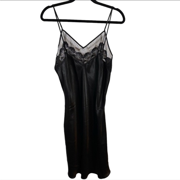 Victoria's Secret Other - Vintage Victorias Secret Gold Label Elegant Black Slip Dress/Camisole size L